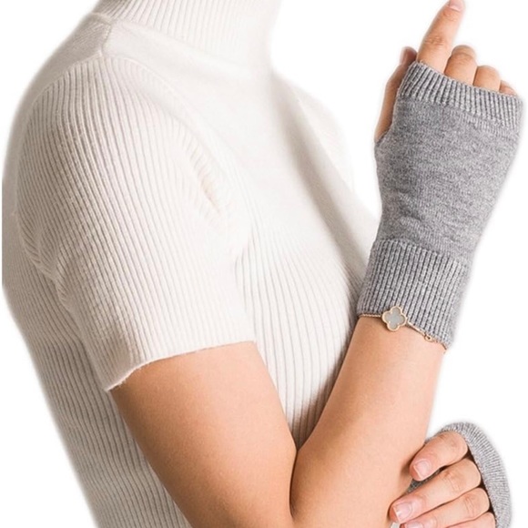 Lightweight Half Fingerless Mittens Thumb Hole Warm Gloves for Women (BLACK) - Picture 4 of 7